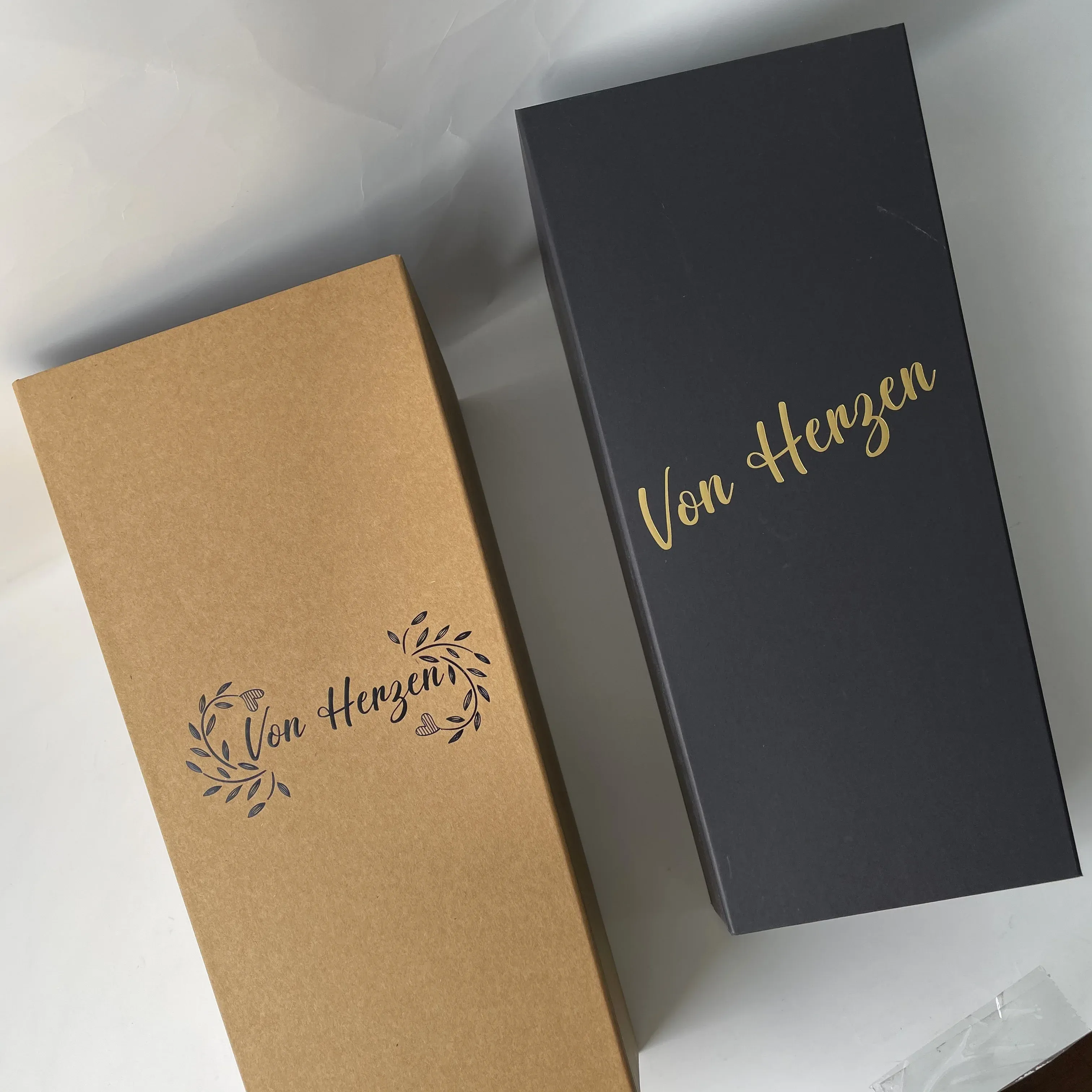 2023 Luxury Manufacturers Wholesale High Quality Flower Box Gift Box Hold Cylinder Black Senior Sense Box - Buy Cardboard Rose Flower Boxes,Flower Boxes,Boxes.