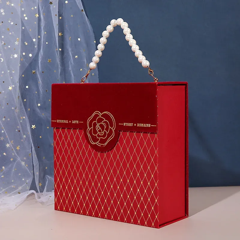 Wholesale Red Candy Box Pearl Handheld Box For Wedding Valentine's Day Cardboard Gift Box Packing - Buy Candy Box,Valentine's Day Cardboard Gift Box Packing,Pearl Handheld Box For Wedding.